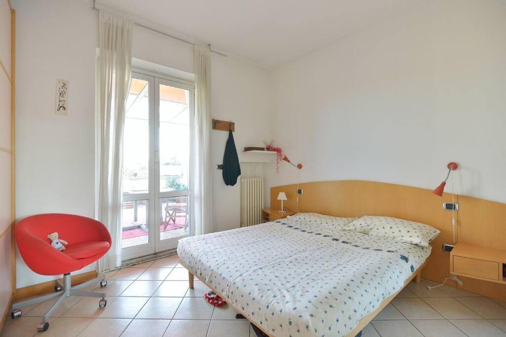 Apartamento Super Sunny Penthouse With Terrace Roma Exterior foto